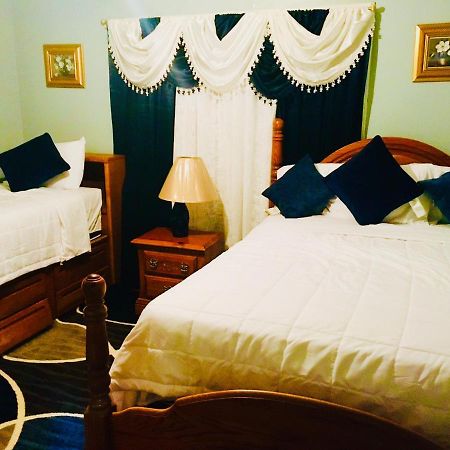 2 Bedroom Sleeps 6 Spacious Luxury Apartment 79 蒙哥马利 外观 照片