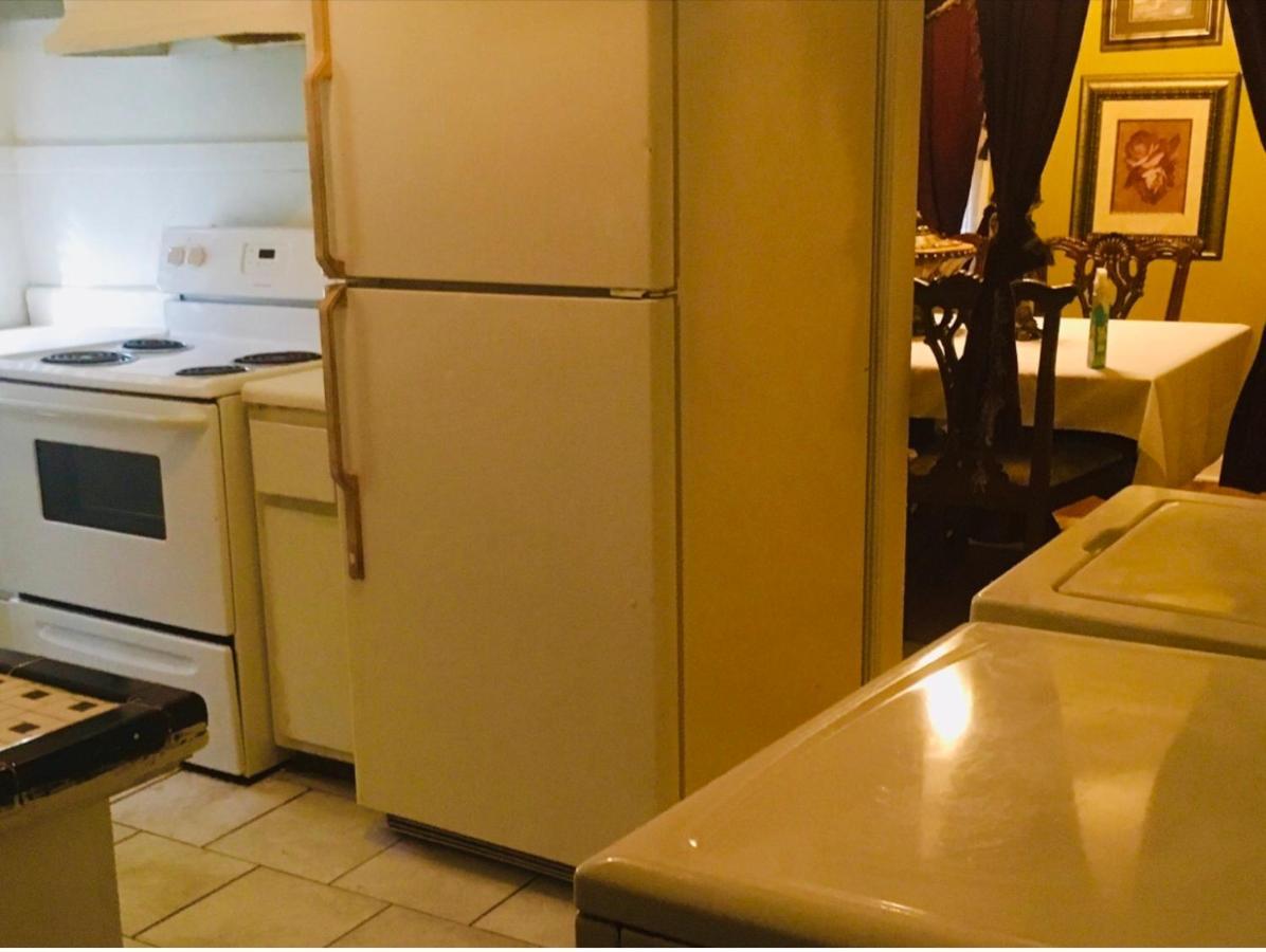2 Bedroom Sleeps 6 Spacious Luxury Apartment 79 蒙哥马利 外观 照片